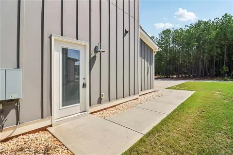 Exterior - 480 Oconner Blvd, Athens, GA 30607 photo 4 of 7