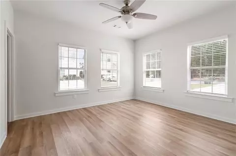 Living - 480 Oconner Blvd, Athens, GA 30607 photo 4 of 7