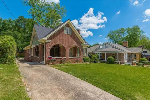 1391 Jefferson Ave, East Point, GA 30344