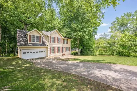 2563 Creek Ter, Snellville, GA 30078