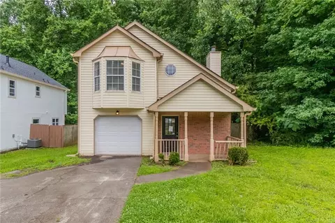847 Ashley Ln, Stone Mountain, GA 30087