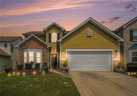 7761 Parkside Dr, Lithia Springs, GA 30122