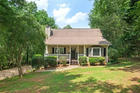 124 Hunters Mill Rd, Woodstock, GA 30188