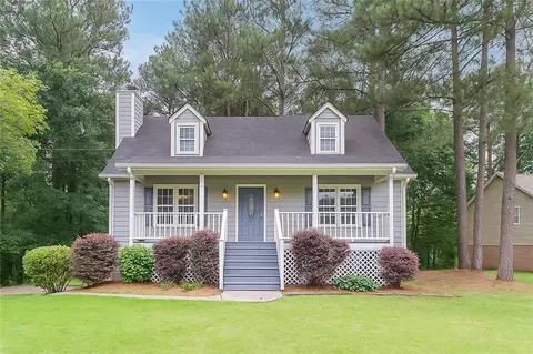 19 Willowbrook Ct, Acworth, GA 30101