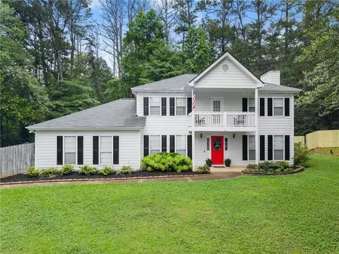 239 Hidden Ct, Winder, GA 30680
