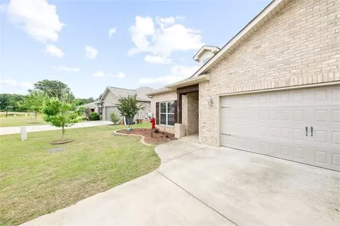 204 Rusty Plow Ln, Perry, GA 31069