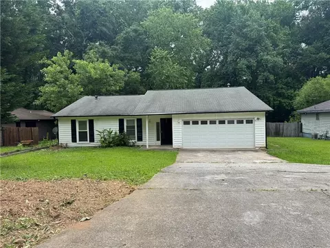 8249 Creekline Ct, Riverdale, GA 30274