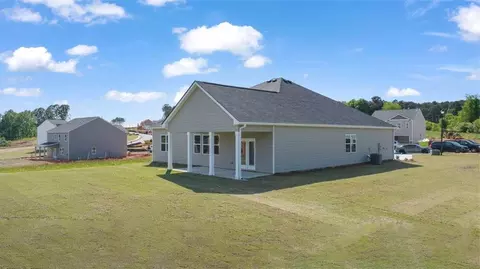 303 Abbott Rd, Statham, GA 30666 photo 5