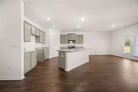 303 Abbott Rd, Statham, GA 30666 photo 16
