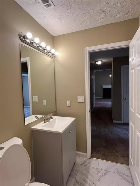 Bath - 645 Robin Rd, Covington, GA 30016 photo 7 of 12