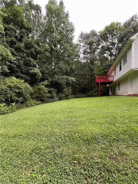 Exterior - 645 Robin Rd, Covington, GA 30016 photo 3 of 4
