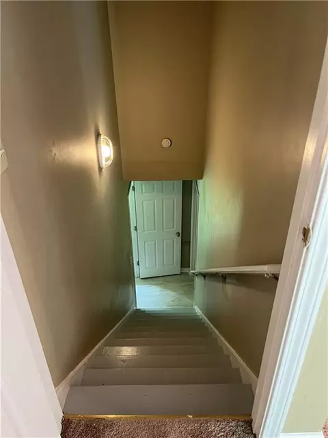 Entry Way - 645 Robin Rd, Covington, GA 30016 photo 8 of 9