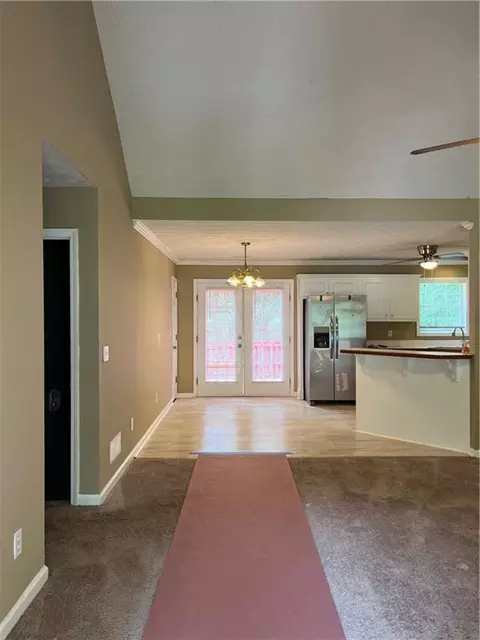 Entry Way - 645 Robin Rd, Covington, GA 30016 photo 2 of 9
