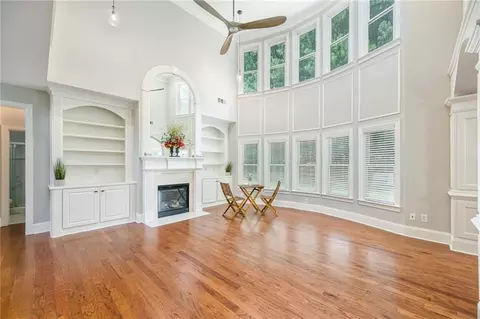 Living - 5635 Upper Creek Ct, Suwanee, GA 30024 photo 3 of 8