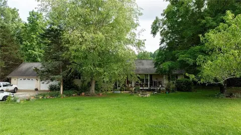 6412 Holly Springs Rd, Clermont, GA 30527