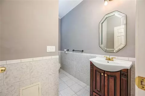 Bath - 6065 Standard View Dr, Duluth, GA 30097 photo 4 of 4