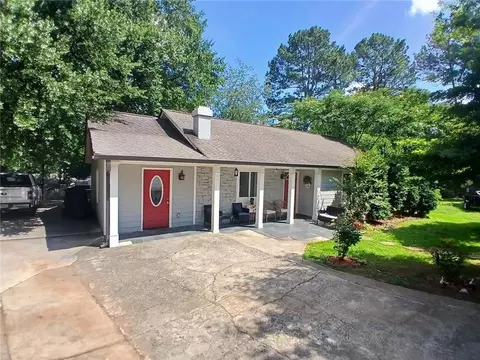 3356 Hollow Ct, Lawrenceville, GA 30044