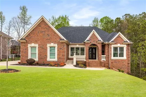 4457 Equity Ct, Ellenwood, GA 30294