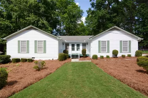 402 Princeton Way, Lawrenceville, GA 30044
