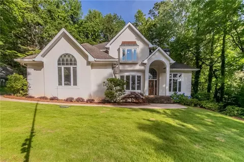 25 Fawn Rdg, Newnan, GA 30265
