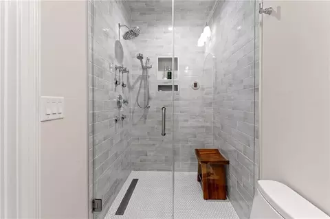 Bath - 309 Mcdaniel Pl, Canton, GA 30115 photo 4 of 10