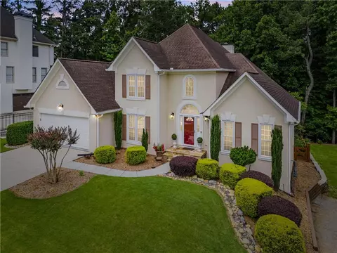 310 Medridge Dr, Alpharetta, GA 30022