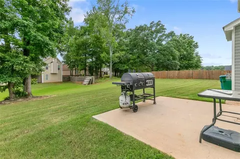 Exterior - 140 Canyons Ct, Hampton, GA 30228 photo 3 of 5