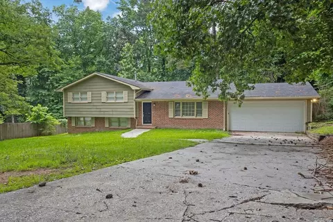 6503 Tent Valley Dr, Riverdale, GA 30296