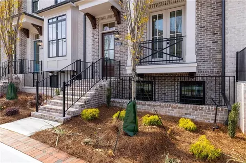 540 Fisher Dr #46, Alpharetta, GA 30009