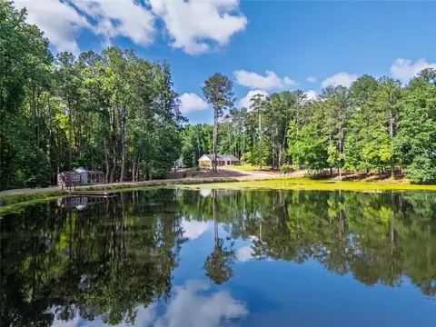 1382 Varner Rd, Marietta, GA 30062