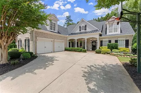 956 Kinghorn Dr NW, Kennesaw, GA 30152