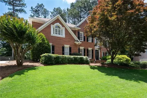 410 Beechwood Ln, Woodstock, GA 30189