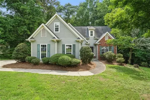 46 Highland Ct, Carrollton, GA 30116