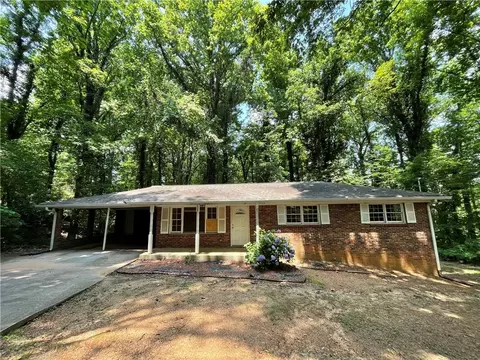 6106 Oak Hill Dr SW, Austell, GA 30168