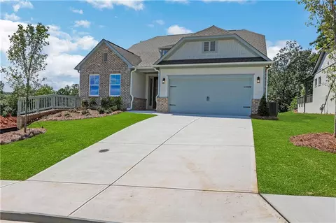 7040 Manchester Dr, Flowery Branch, GA 30542