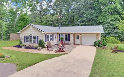 836 John Perry Rd, Dawsonville, GA 30534