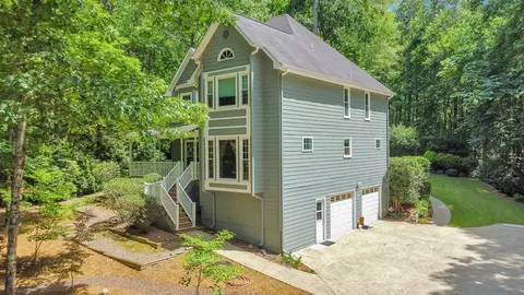 405 W Leslie Ct, Woodstock, GA 30188