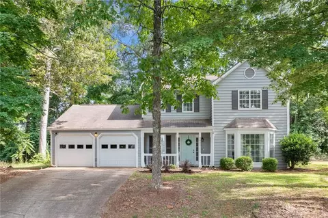 802 Bluff Pl, Woodstock, GA 30188