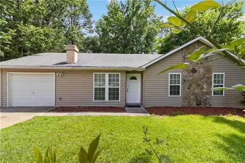 924 Sweetwater Cir, Lawrenceville, GA 30044