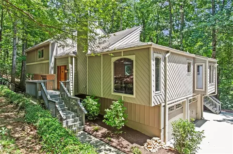 970 Pine Grove Pointe Dr, Roswell, GA 30075