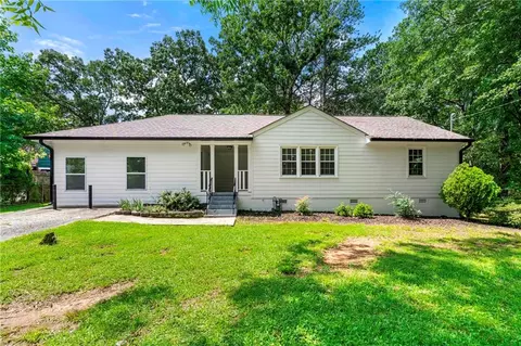 381 Warner St SE, Marietta, GA 30060