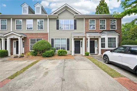 2084 Del Lago Cir NW #1, Kennesaw, GA 30152