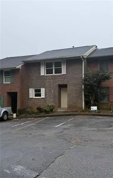 4485 Golf Vista Cir, Decatur, GA 30035
