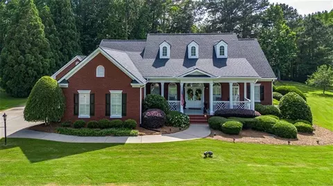 305 Calumet Ln, Monroe, GA 30655