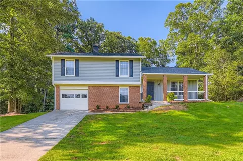 2365 Rock Hollow Dr, Conley, GA 30288
