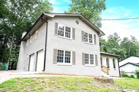4262 Hambrick Way, Stone Mountain, GA 30083