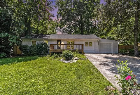 3000 Fern Valley Dr SW, Marietta, GA 30008