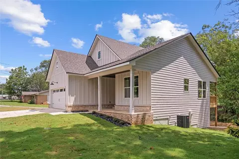 4493 Stone Mountain St, Tallapoosa, GA 30176