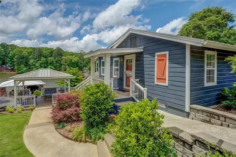 22 Waters Bridge Cir, Covington, GA 30014