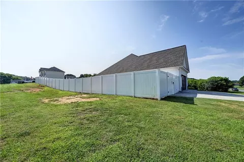 Exterior - 153 Hurds Pathway, Calhoun, GA 30701 photo 18 of 20